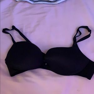 (BUNDLE 2 FOR 15) BLACK VICTORIA SECRET BRA
